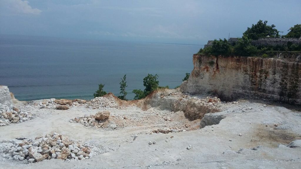 Clifftop Land For Sale in Bali Cliff Bali Free Hold